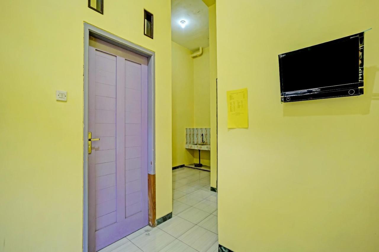 Oyo 3298 Bromo Guest House Family Malang Luaran gambar